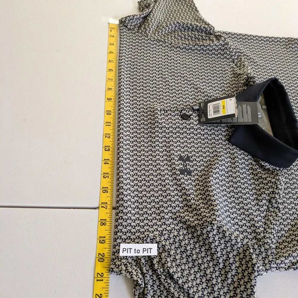 Under Armour Playoff Polo Shirt M Tan Black Micro Print UPF 40 Loose Fit READ - Picture 10 of 11